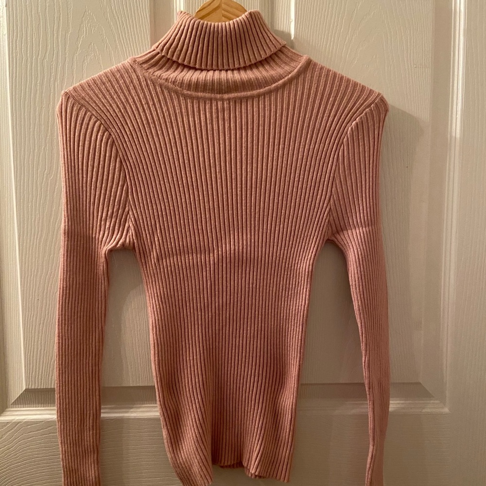Forever 21 knitted long sleeve shirt.